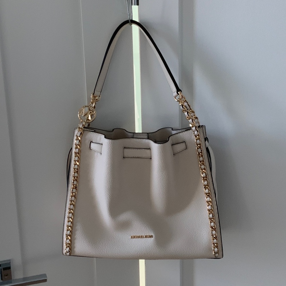 MICHAEL Michael Kors Cream Shoulder Bag with Gold Accents